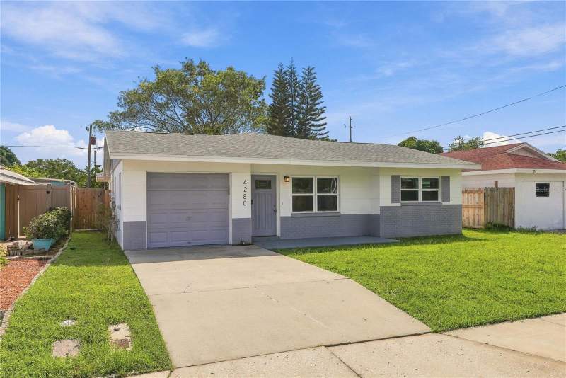 3 bedroom Single Family Residence at 4280 70th Avenue, Boulevard Park 1, Pinellas Park — photo 2