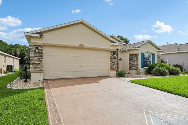 3 bedroom Single Family Residence at 1056 SW 159th Street, Summerglen Ph 04, Ocala — photo 3