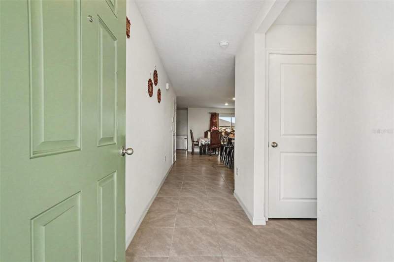 4 bedroom Single Family Residence at 3601 Capital Reserve Drive, North Park Isle Ph 2B & 3A, Plant City — photo 4