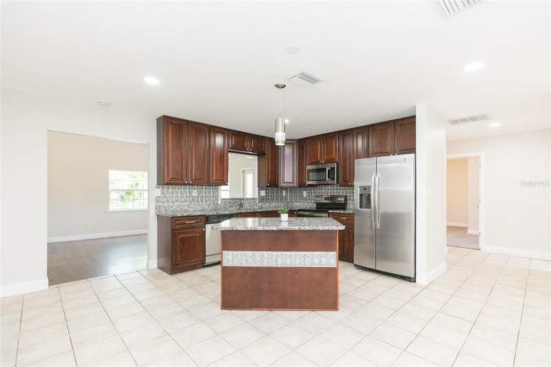 3 bedroom Single Family Residence at 13410 Lee Street, Druid Hills, Dade City — photo 3