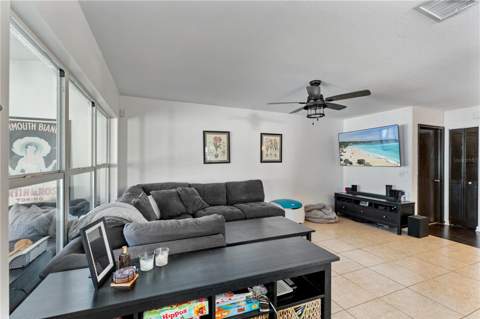 9758 Fox Hollow Road, Tampa FL - photo 7 of 56