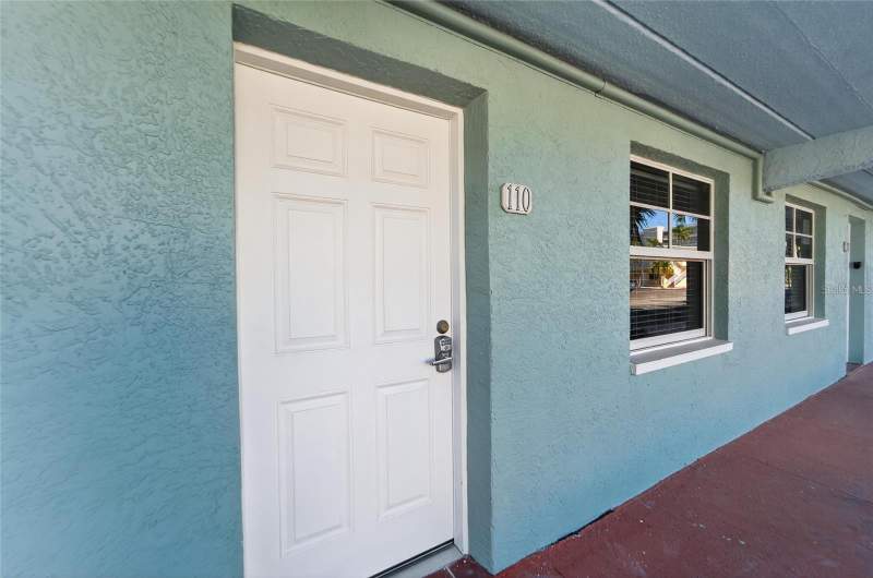 1 bedroom Condo - Hotel at 19417 Gulf Boulevard #F110, Barefoot Beach Resort Of Indian Shores, Indian Rocks Beach — photo 5