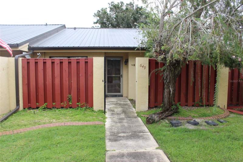 2 bedroom Villa at 649 BROADMOOR CIRCLE, CYPRESSWOOD GOLF VILLAS, WINTER HAVEN — photo 1