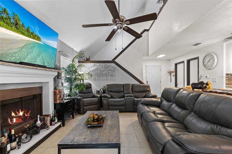 4 bedroom Single Family Residence at 1319 Quintuplet Drive, Sportsmans Paradise Rep Of A Pt Of, Casselberry — photo 3