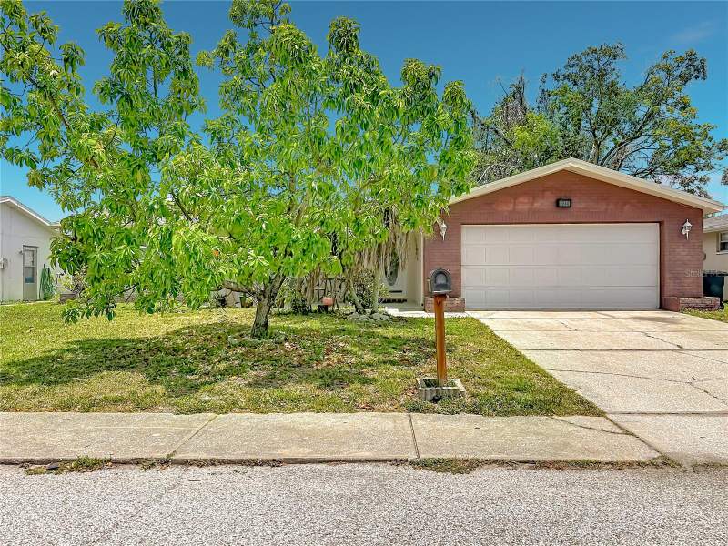 3 bedroom Single Family Residence at 8944 Ledgestone Lane, Embassy Hills, Port Richey — photo 4