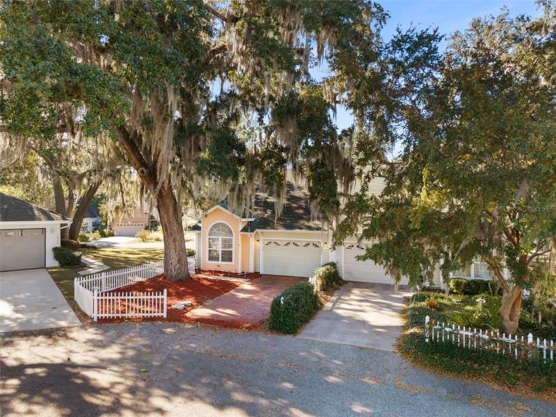 2 bedroom Townhouse at 10804 NW 65th Way, St Albans Wood, Alachua — photo 4
