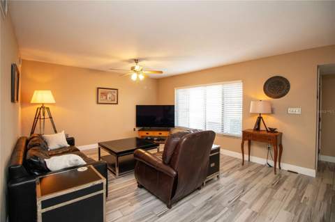 1640 Cape Hope Avenue #2, St Petersburg FL - photo 13 of 42
