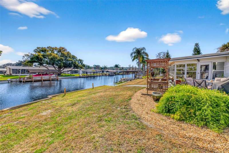 3 bedroom Mobile Home at 1018 Southland Drive, Tavares Imperial Mobile Terrace Add, Tavares — photo 5