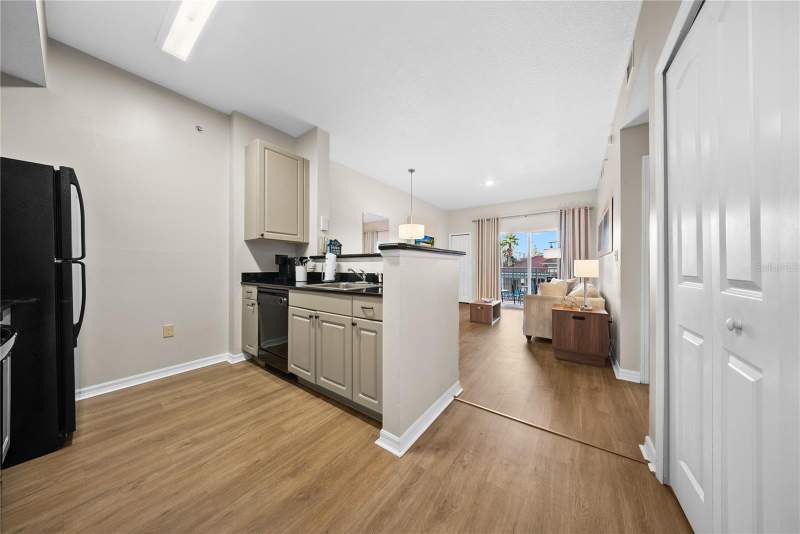 1 bedroom Condo - Hotel at 7383 Universal Boulevard #209, Point Orlando Resort, Orlando — photo 5