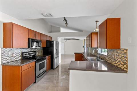 2780 Paseo Avenue, Orlando FL - photo 11 of 32