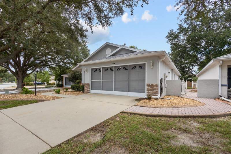 2 bedroom Single Family Residence at 9526 SW 92nd Place Road, On Top Of The World, Ocala — photo 2
