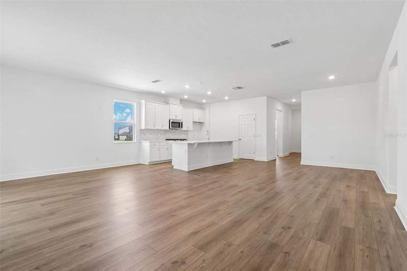 4 bedroom Single Family Residence at 436 Lemongrass Road, Park View At The Hills Ph 3, Minneola — photo 3