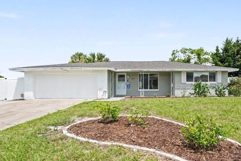 7815 MONARDA DRIVE home for sale in Jasmine Lakes