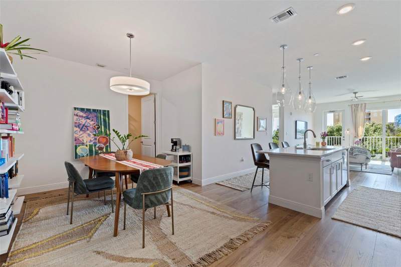 2 bedroom Condominium at 644 3rd Avenue #403, Domus Urbana Condo, St Petersburg — photo 5