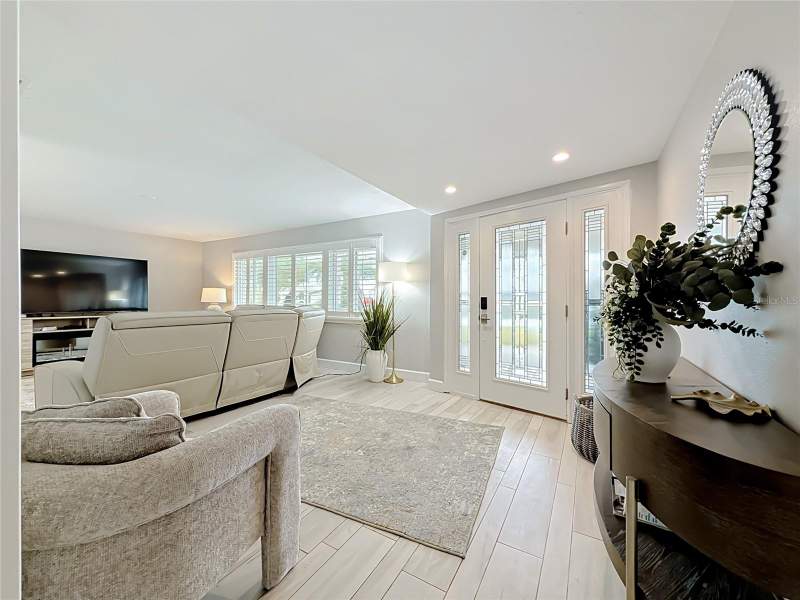 4 bedroom Single Family Residence at 6351 3rd Palm Point, Three Palms Point, St Pete Beach — photo 3
