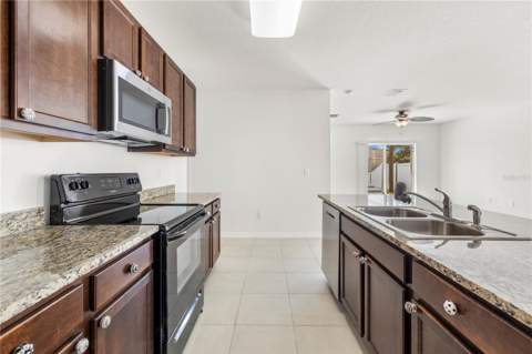 7789 Tuscan Bay Circle, Wesley Chapel FL - photo 16 of 74