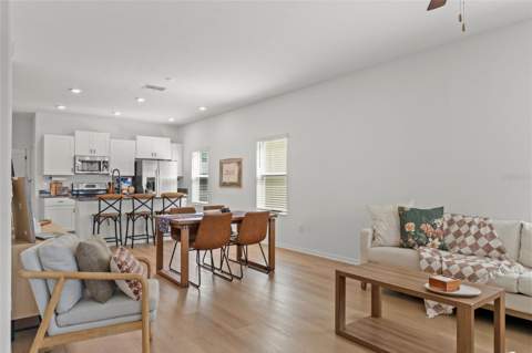 4720 Tuscan Loon Drive, Tampa FL - photo 11 of 32