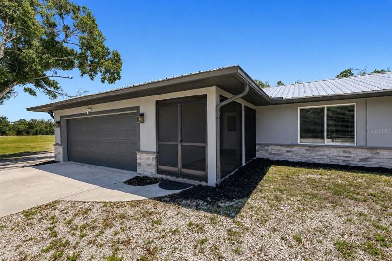 3 bedroom Single Family Residence at 5361 Myakka Valley Trail, Myakka Valley Ranches, Sarasota — photo 3