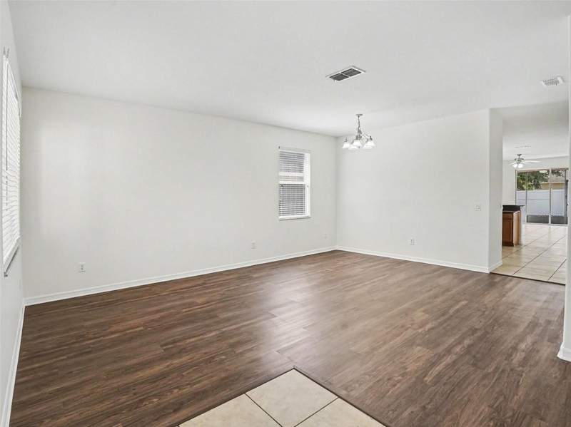 4 bedroom Single Family Residence at 1942 Beardsley Drive, Maudehelen Sub, Apopka — photo 3