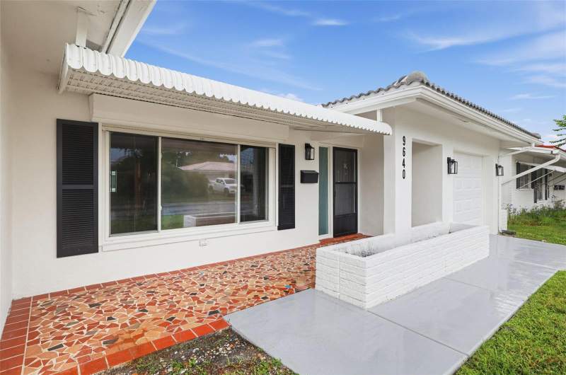 9640 45TH STREET home for sale in Mainlands Of Tamarac By The Gulf