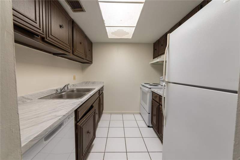 2 bedroom Condominium at 4718 Joseph Court #220, Habana Park A Condo, Tampa — photo 2