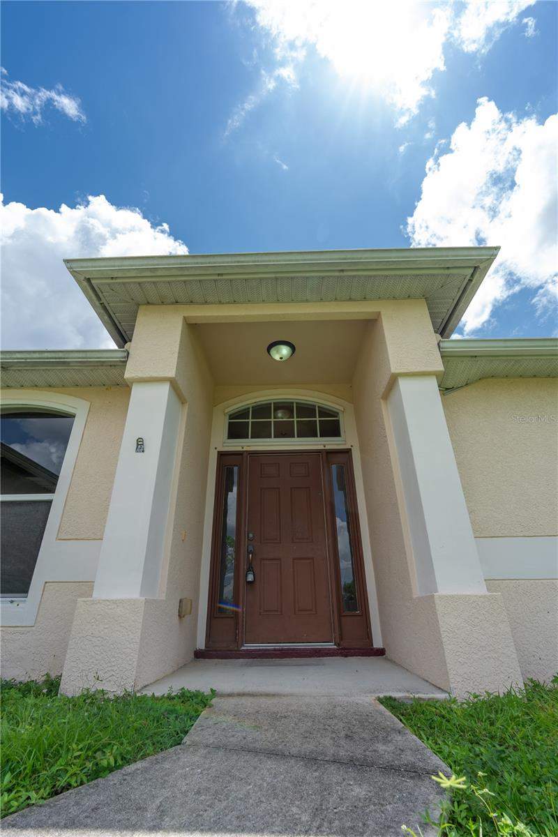 3 bedroom Single Family Residence at 4129 NE 19th Place, Cape Coral, Cape Coral — photo 3