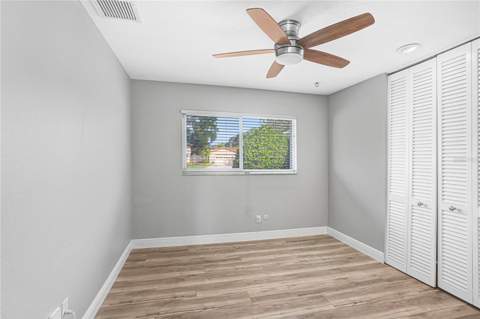 8404 Blackstone Court, Tampa FL - photo 21 of 36