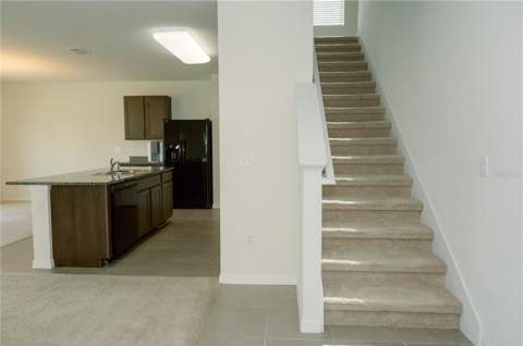 7426 Tuscan Bay Circle, Wesley Chapel FL - photo 8 of 68