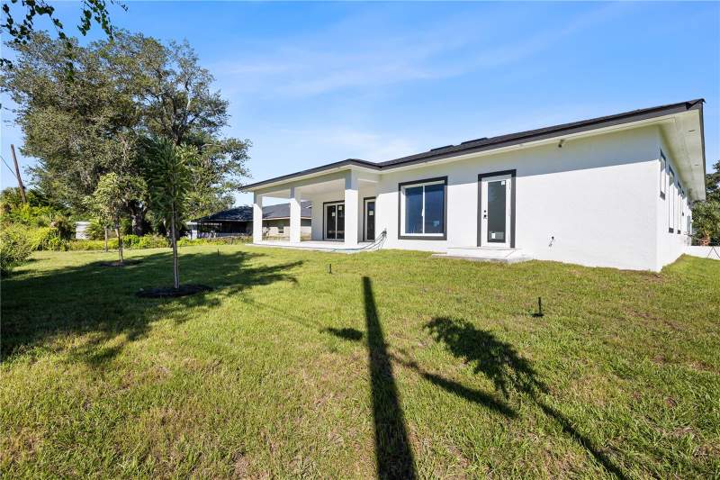4 bedroom Single Family Residence at 1157 Vernon Avenue, Port Charlotte Sec 008, Port Charlotte — photo 4
