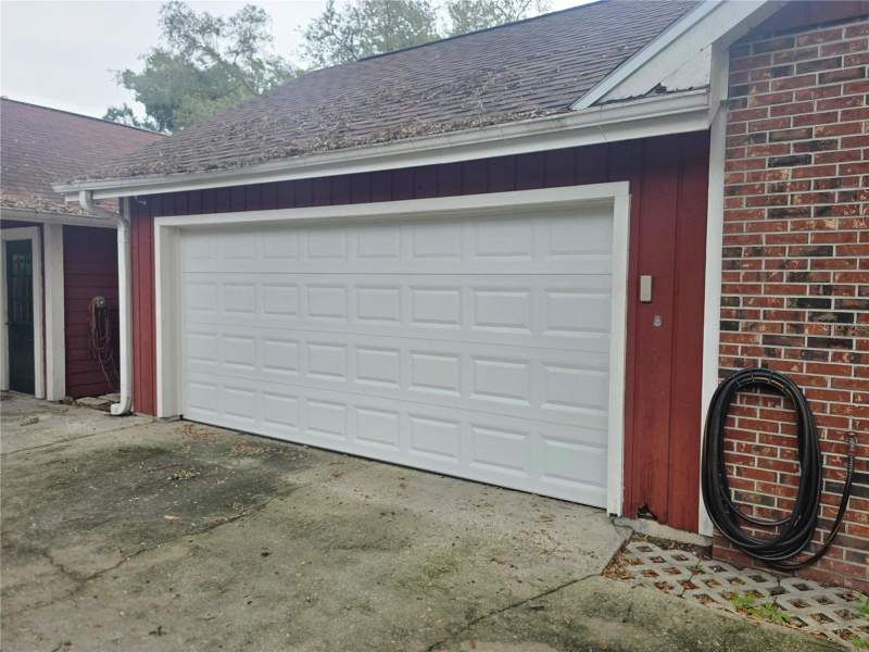 3 bedroom Single Family Residence at 2219 Shadehill Court, Forest Hills Estates First Add, Tampa — photo 2