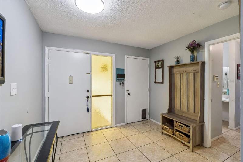 3 bedroom Single Family Residence at 10044 GARRISON LANE, GREEN BRIAR VILLAGE, ORLANDO — photo 5