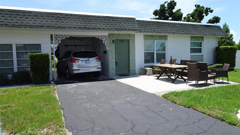 2 bedroom Condominium at 7868 40th Avenue #7868, Tyrone Villas, St Petersburg — photo 3