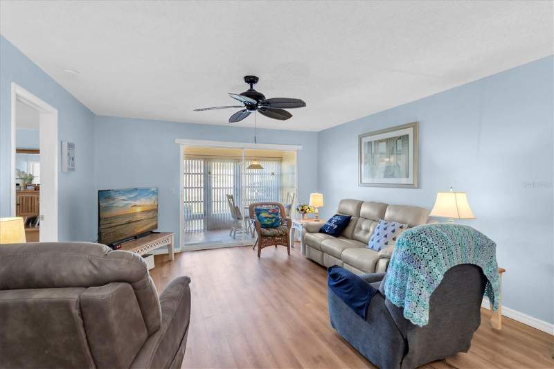 2 bedroom Condominium at 1701 Pinehurst Road #6A, Pinehurst Village, Dunedin — photo 4