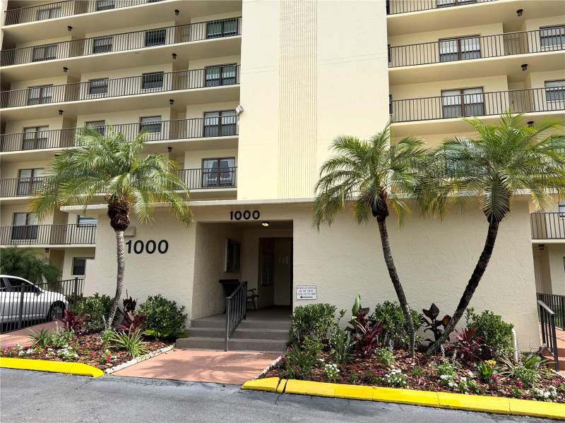 2 bedroom Condominium at 1000 Cove Cay Drive #4D, Cove Cay Village III, Clearwater — photo 2