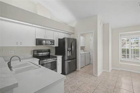 6208 Huntington Drive, Zephyrhills FL - photo 18 of 50