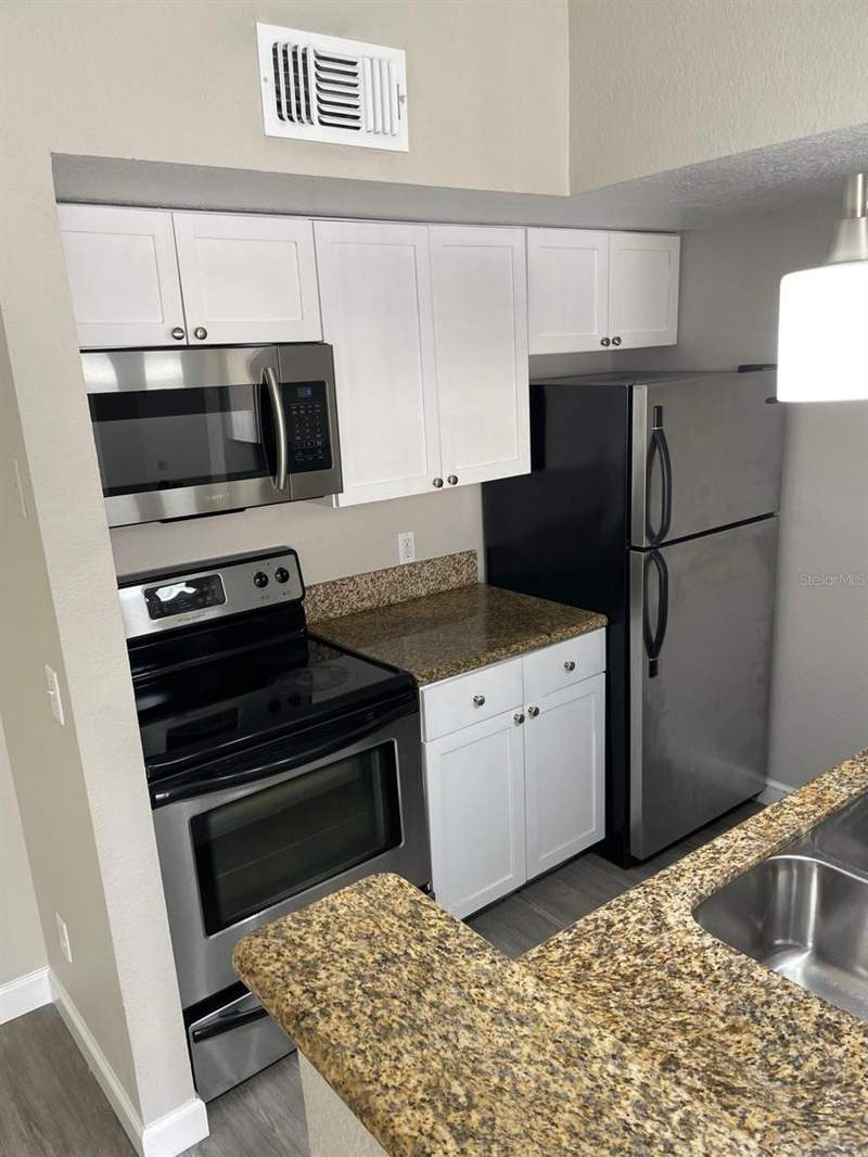 1 bedroom Condominium at 5140 Conroy Road #35, Residences/Millenia, Orlando — photo 4
