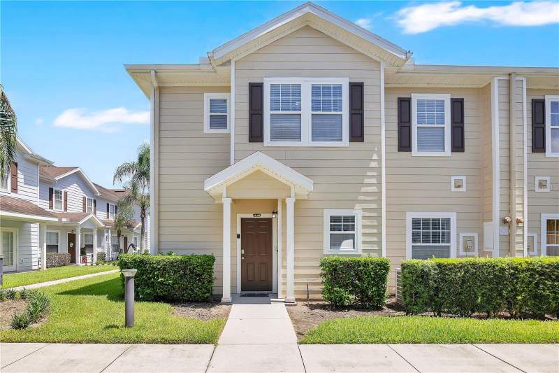 4 bedroom Townhouse at 5352 DIPLOMAT COURT #108, LUCAYA VILLAGE PH 2, KISSIMMEE — photo 1