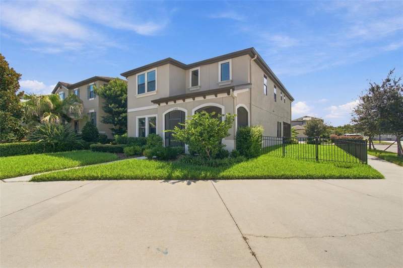 5 bedroom Single Family Residence at 12401 Triple Creek Boulevard, Triple Creek Ph 3 Villg L, Riverview — photo 2