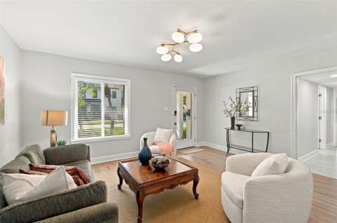 3913 W Barcelona Street, Tampa FL - photo 11 of 43