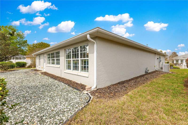 3 bedroom Single Family Residence at 8061 SW 81st Loop, Indigo East Ph 01 Un A-A & B-B, Ocala — photo 5
