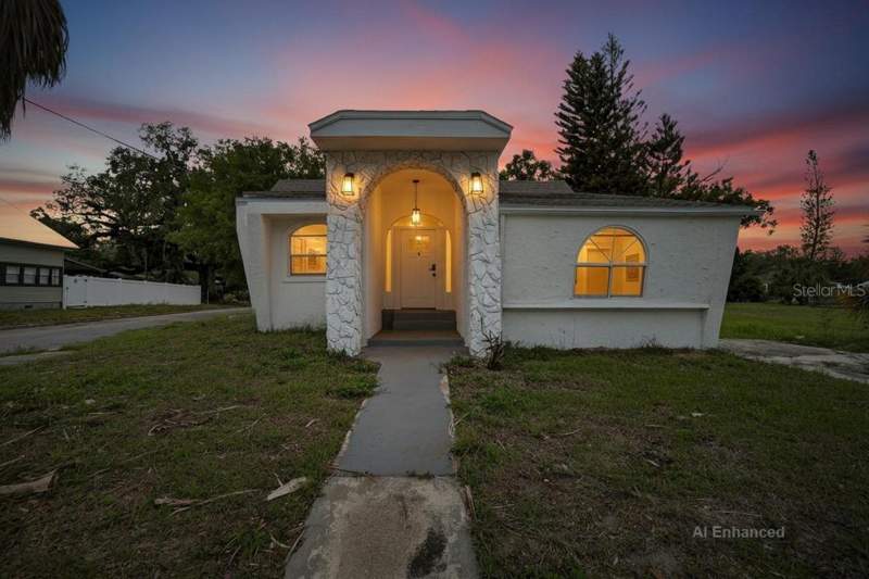 3 bedroom Single Family Residence at 800 N CHURCH AVENUE, MCMURRAY E R ADD, MULBERRY — photo 1
