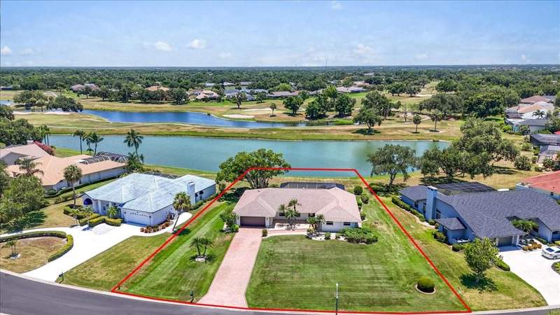 3 bedroom Single Family Residence at 3504 Wilderness Boulevard, River Wilderness Ph I, Parrish — photo 3