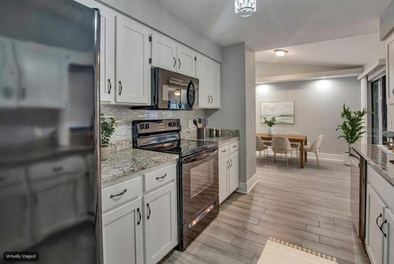 3 bedroom Single Family Residence at 2728 Courtland Boulevard, Deltona Lakes Unit 32, Deltona — photo 4
