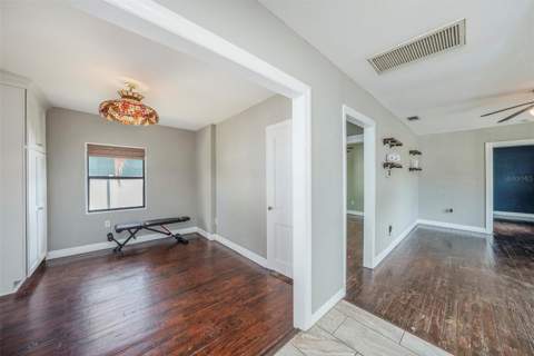 1702 E Knollwood Street, Tampa FL - photo 17 of 32