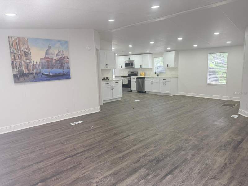 3 bedroom Manufactured Home at 15601 SW 95th Avenue, Florida Highlands, Dunnellon — photo 4