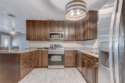 243 W Martin Street, Apopka FL - photo 9 of 26