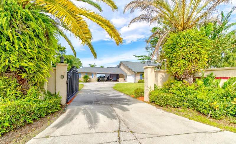 4 bedroom Single Family Residence at 3060 Tohopekaliga Drive, Kissimmee Park, St Cloud — photo 5