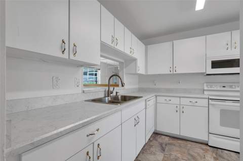 3871 Eversholt Street, Clermont FL - photo 11 of 57