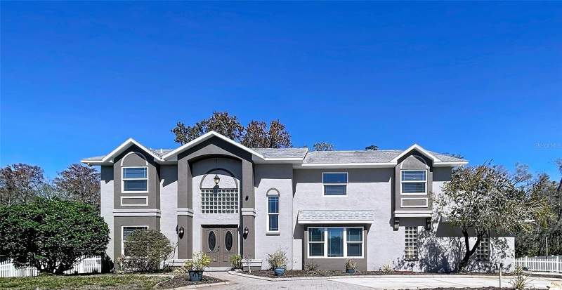 5 bedroom Single Family Residence at 10655 Lakeview Drive, Golden Acres, New Port Richey — photo 3