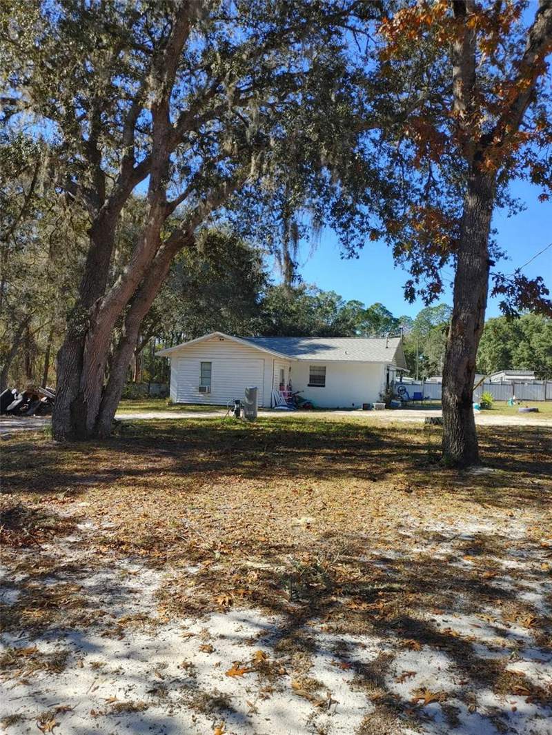 3 bedroom Farm at 1838 NE 145th Avenue Road, Silver Spgs Acres, Silver Springs — photo 1